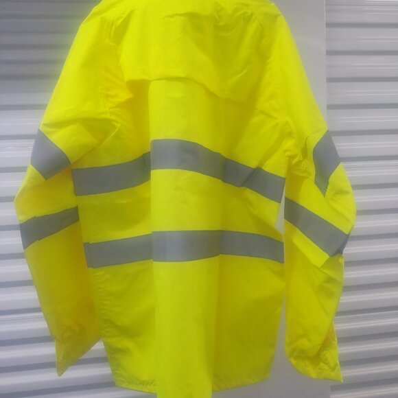 Boss rubber steele shank boots 10 & med Boss high vis jacket